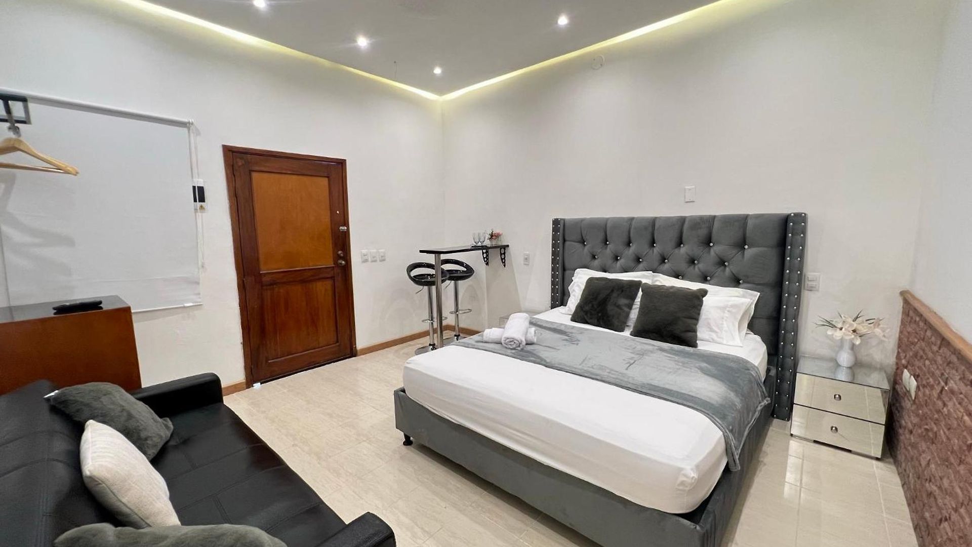 Pensión Luxury