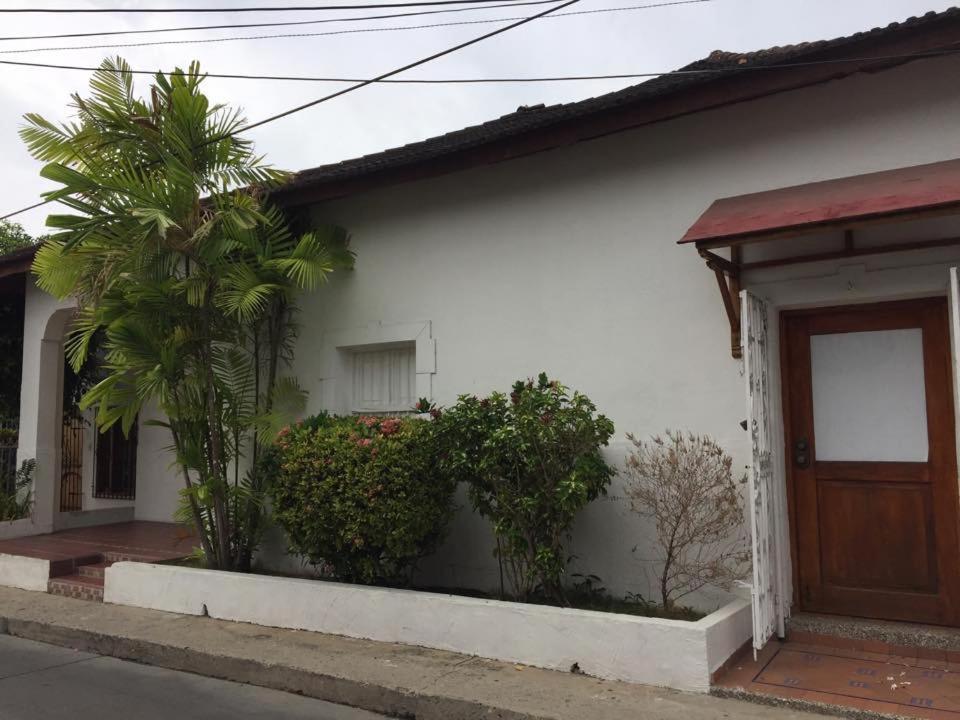En Barrio Pie De La Popa *