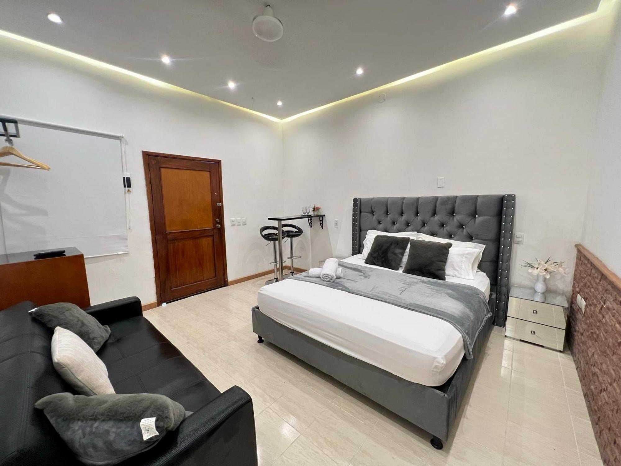 Pensión Luxury
