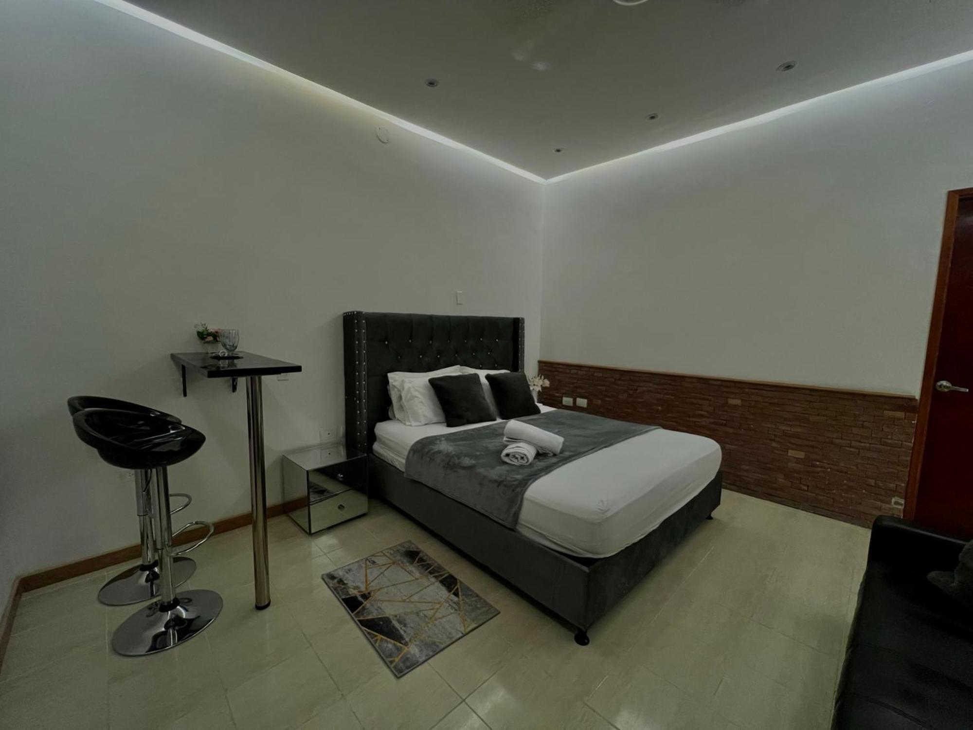 Luxury Pensión 3*