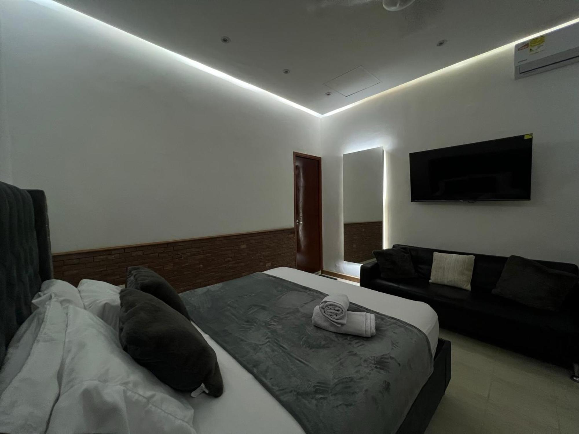 Pensión Luxury 3*