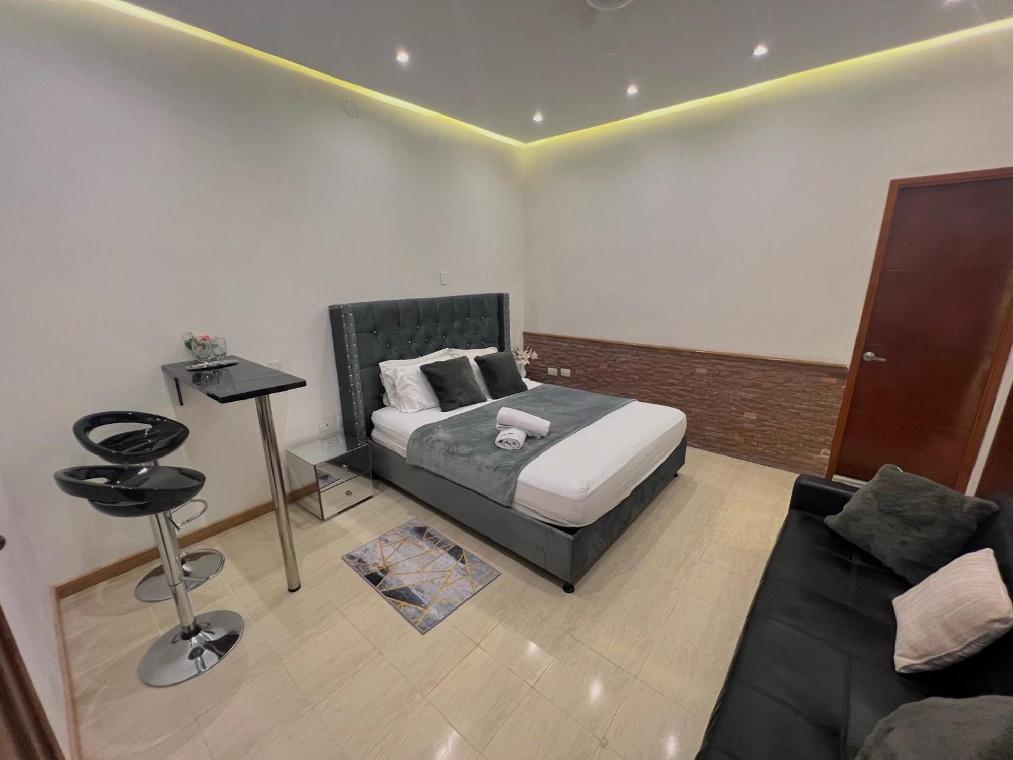 Pensión Luxury 3*